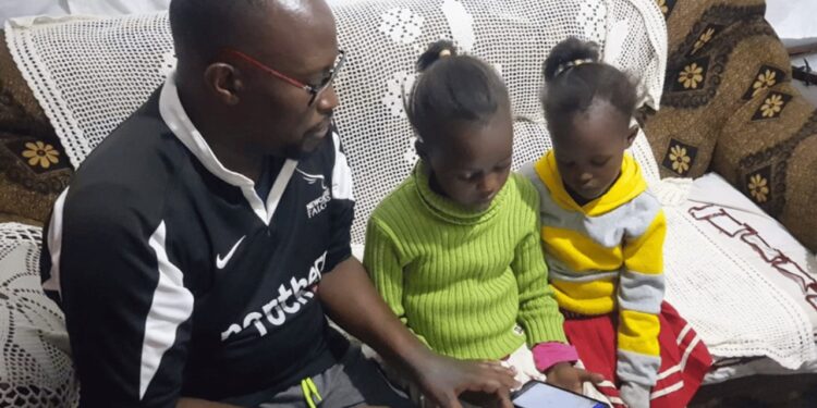 Safaricom-and-Worldreader-with-BookSmart-app